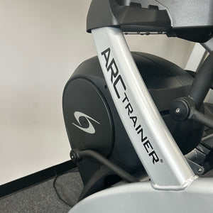 Cybex 525AT Arc Trainer — [Display Model]